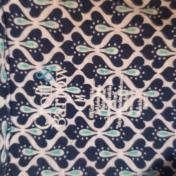 Button down top - Picture 2 of 5